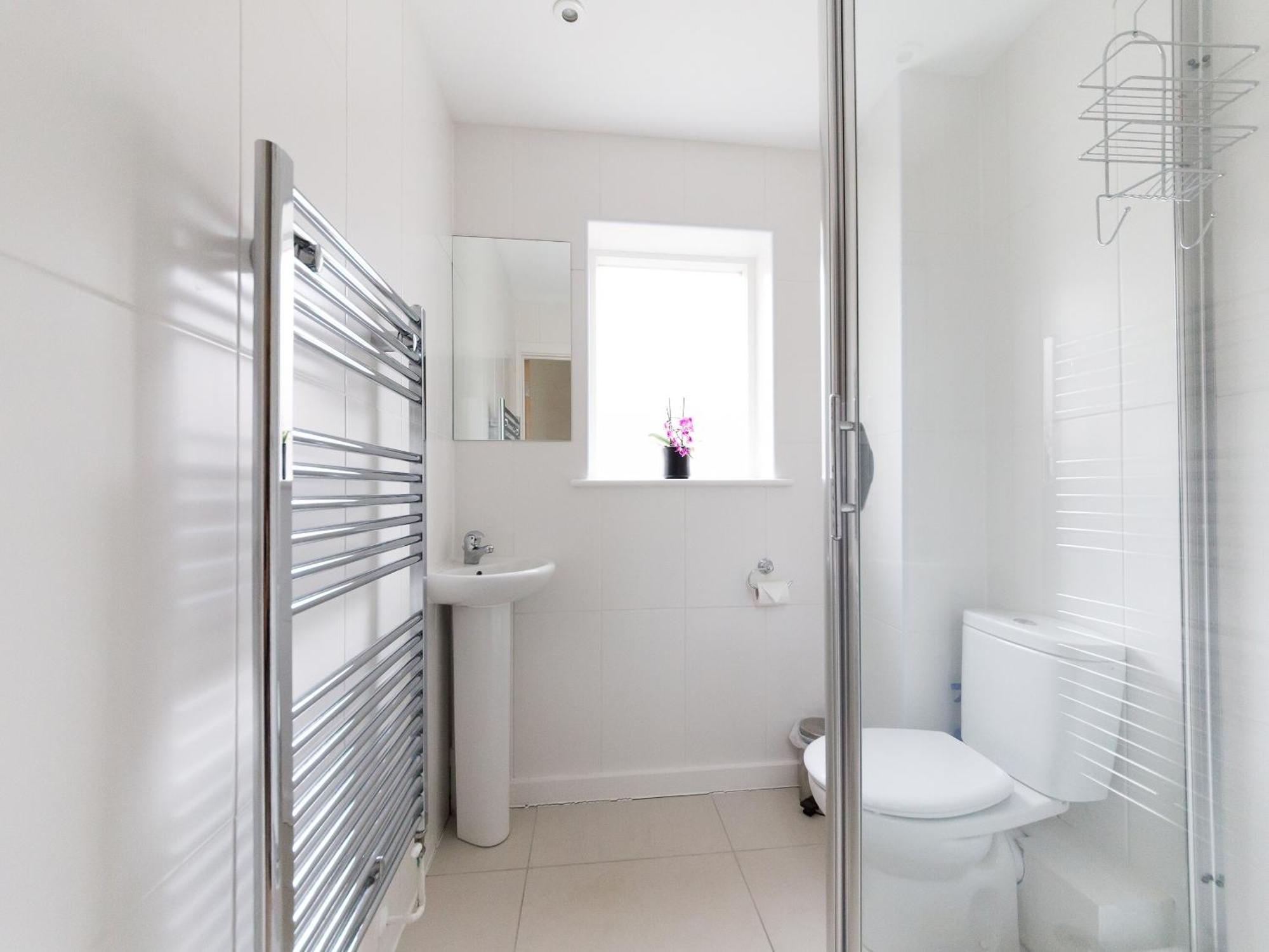 Lower Chine Apartment